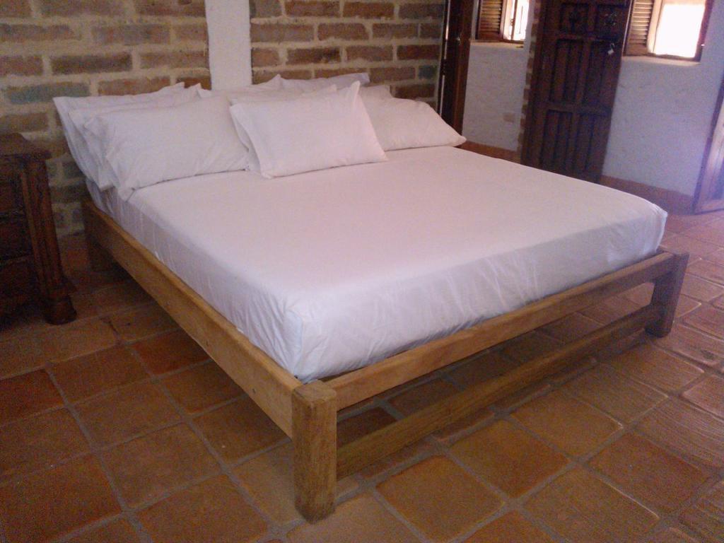 Hotel Santa Barbara Colonial - Santa Fe De Antioquia Quarto foto