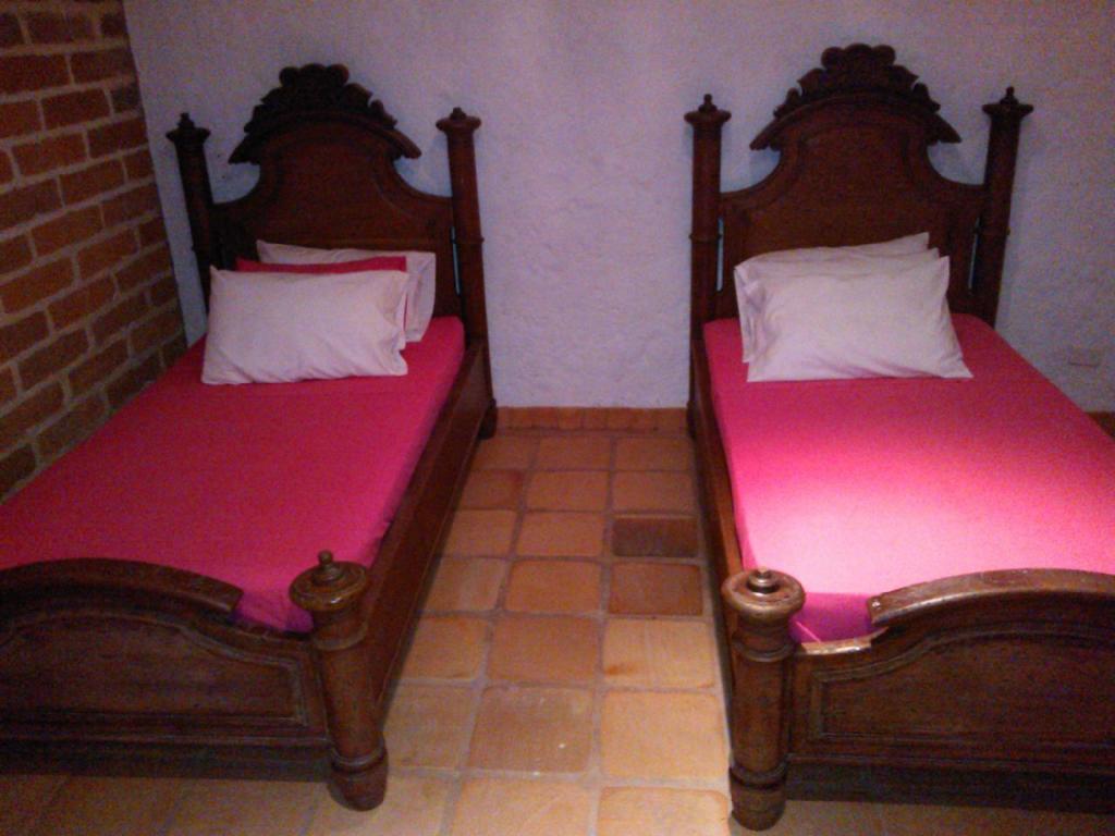Hotel Santa Barbara Colonial - Santa Fe De Antioquia Quarto foto